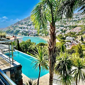 Castell Blau Appartement